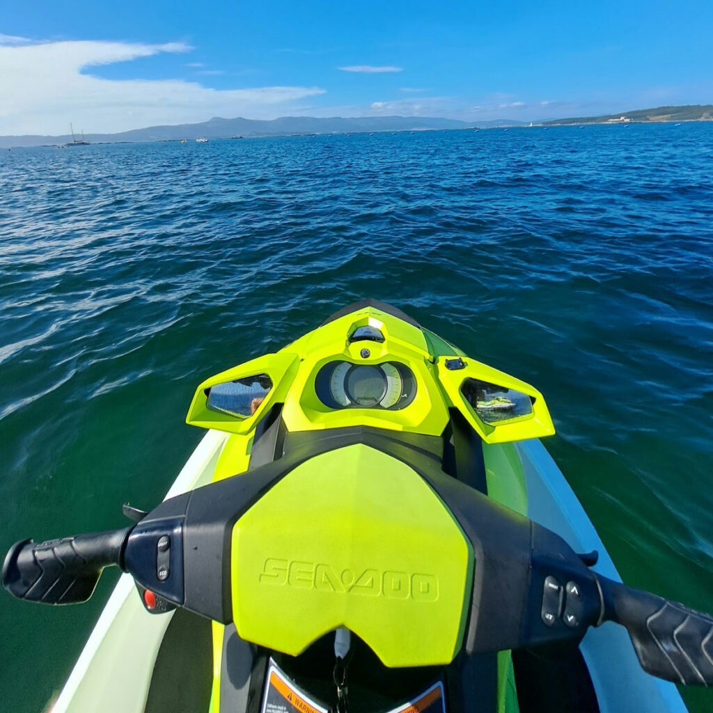 Alquiler libre de Moto de agua